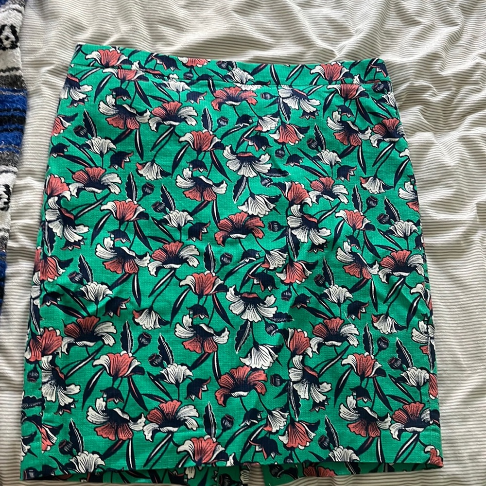 J. Crew Green Floral Pencil Skirt